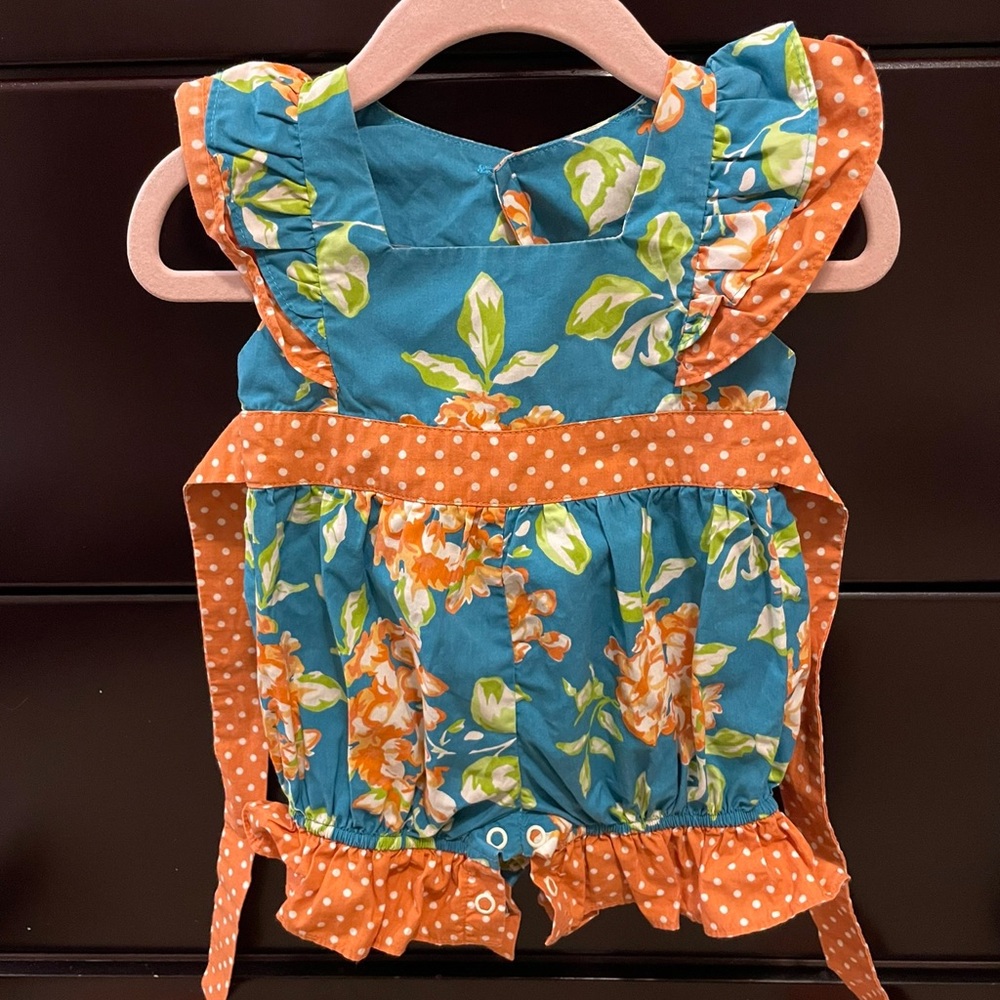 3m ruffle bubble by Eleanor Rose